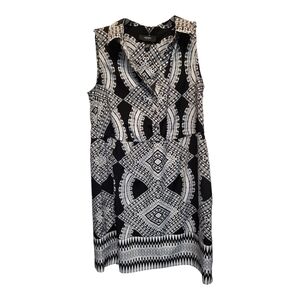Alfani Graphic Black and White Sleeveless Collared Neck Sheath Dress -Size 2P